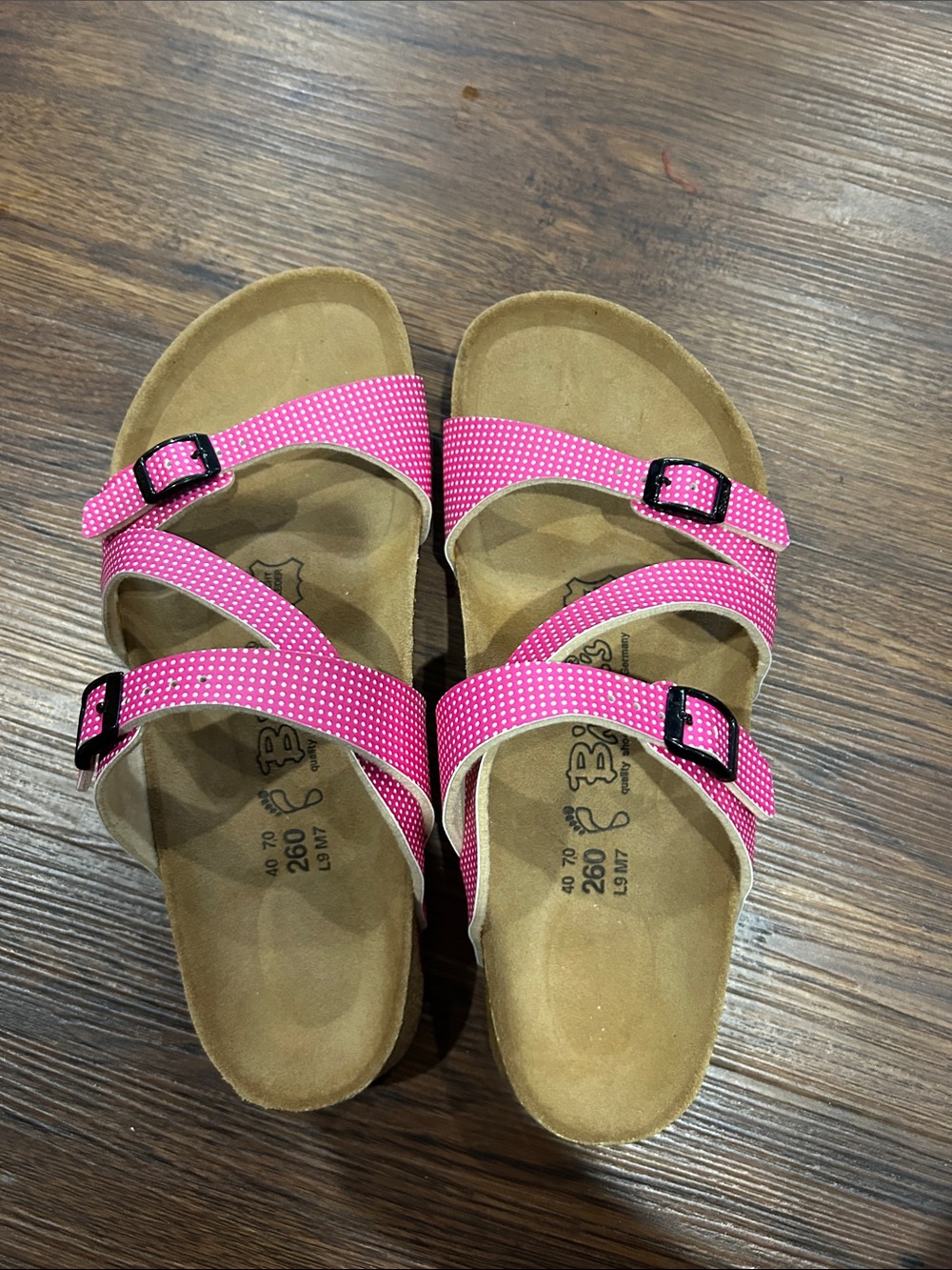 Women's Hot Pink Triple-Strap Buckle Sandals